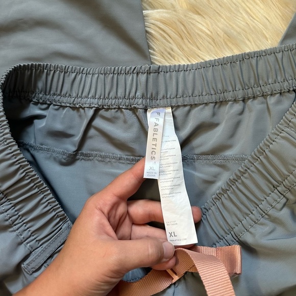 FABLETICS Wander Hike Pant - Picture 6 of 7